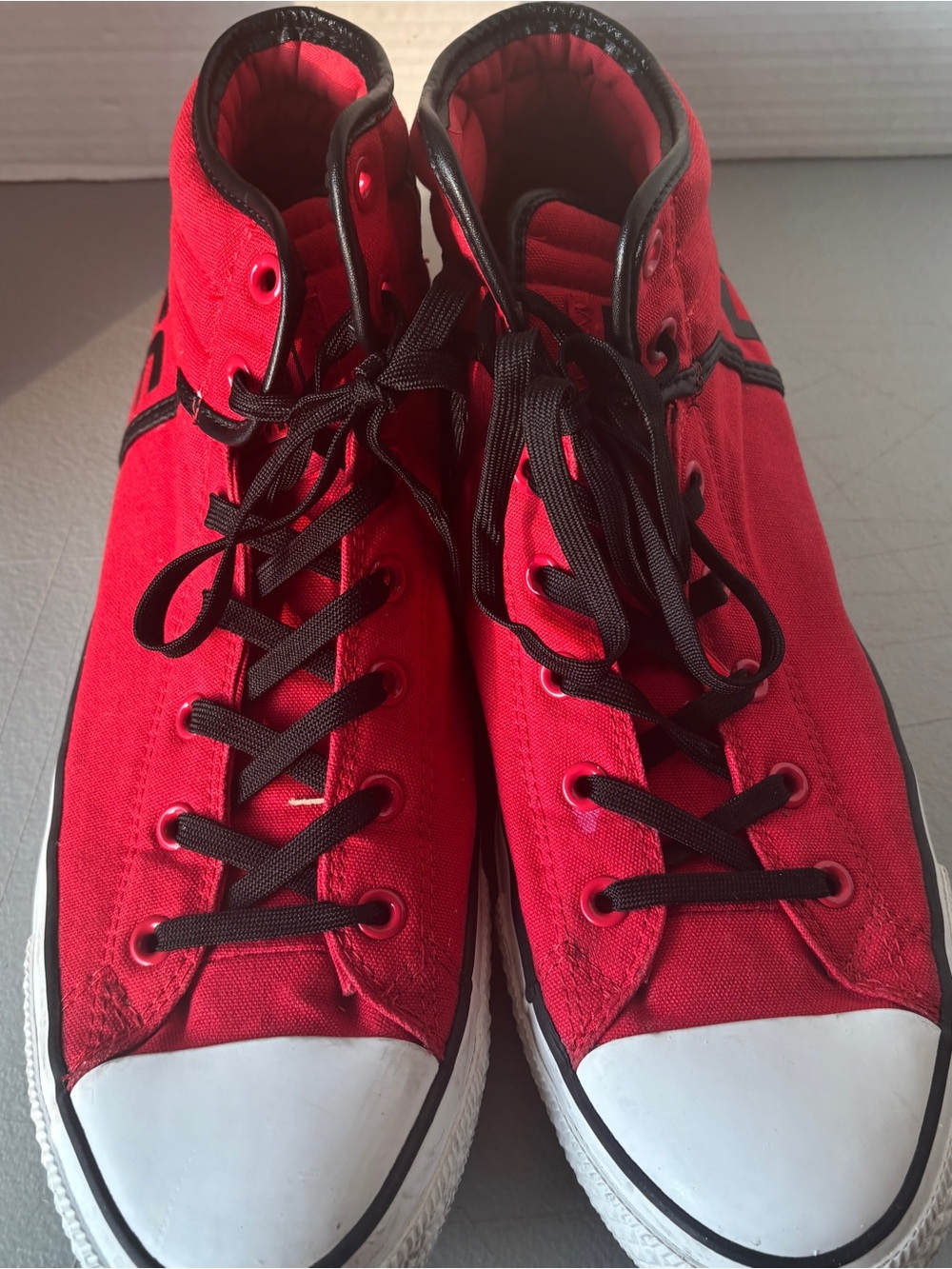 Converse All Star Chuck Taylor Red High Top Sneakers Men’s 13/Women’s 15 - Picture 5 of 9